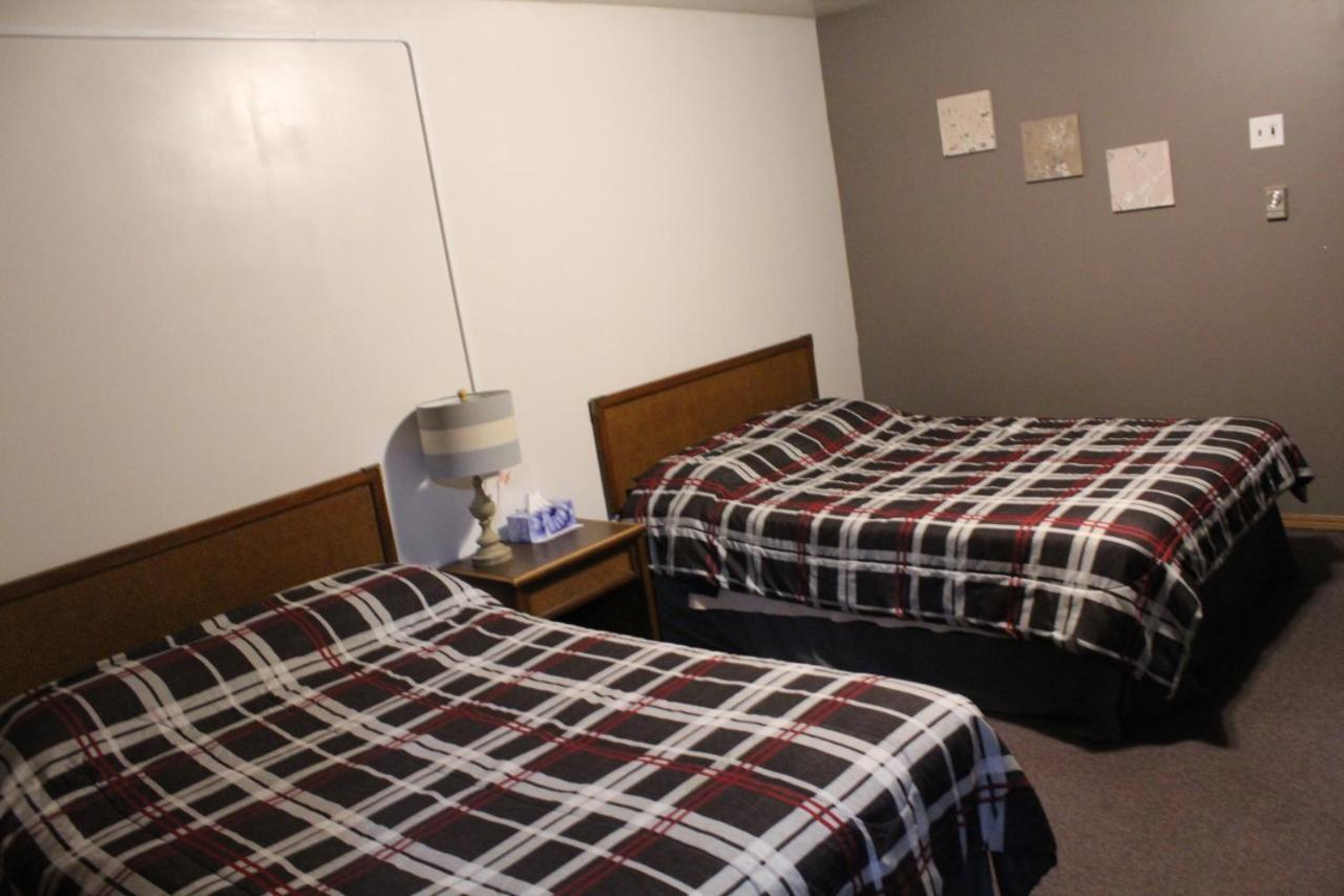 Valley Motor Lodge Minnedosa Ngoại thất bức ảnh